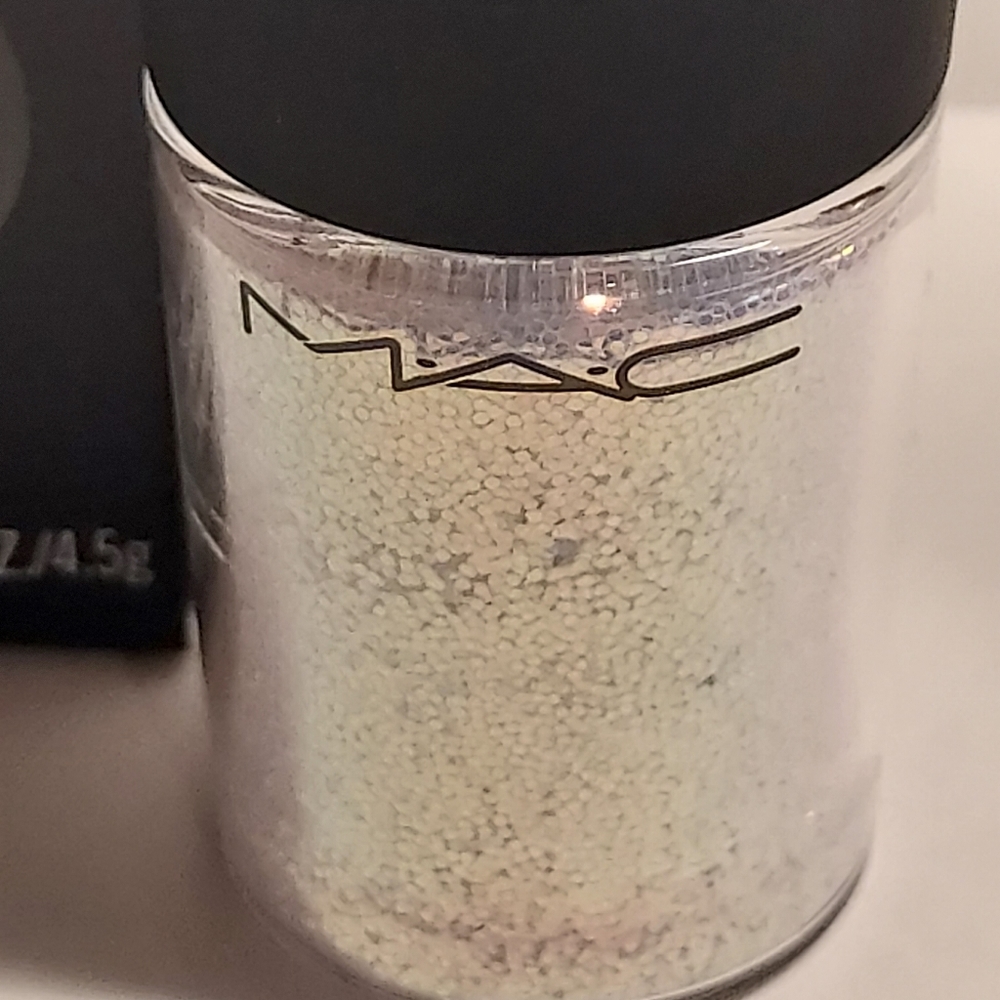 MAC Glitter Brillants *IRIDESCENT WHITE* - Picture 5 of 5